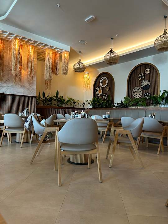 Gastro Jacaranda Luxury Resort