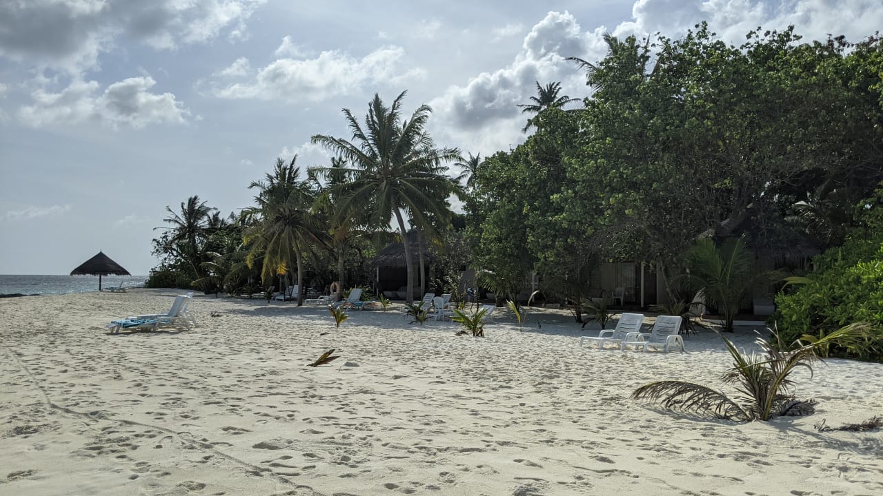 Strand Thulhagiri Island Resort