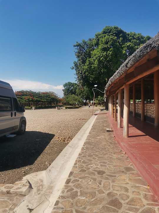 Außenansicht Kapirimtende Sunrise Beach Resort