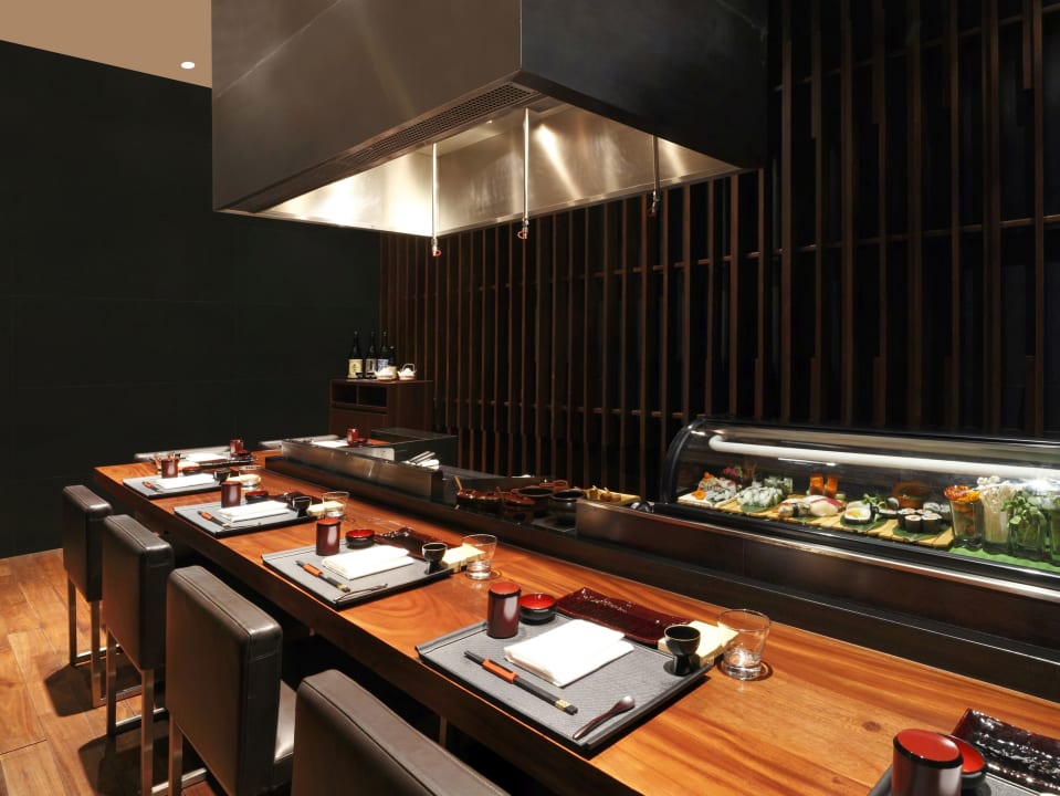 Gastro DoubleTree by Hilton Hotel Pune - Chinchwad