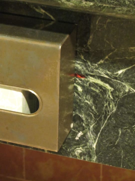 Nach der Montage nicht entfernt Bahia Principe Luxury Ambar
