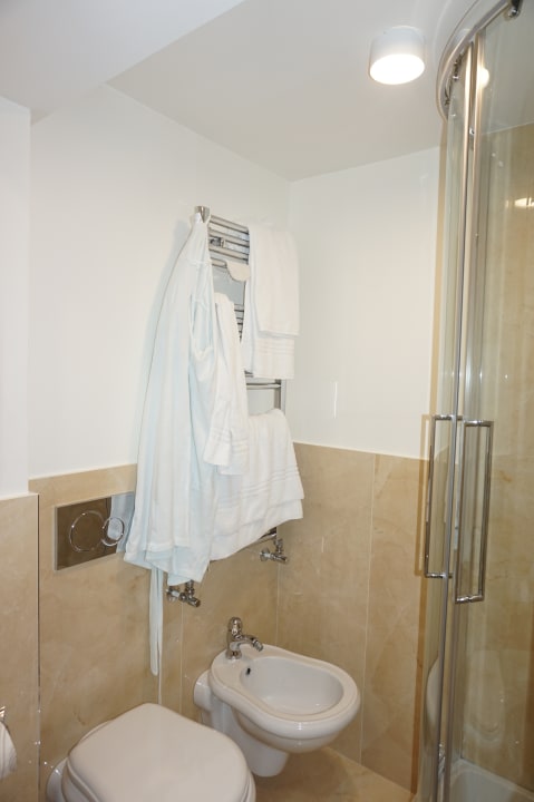 Bad Zimmer 401 Hotel Bartolomeo