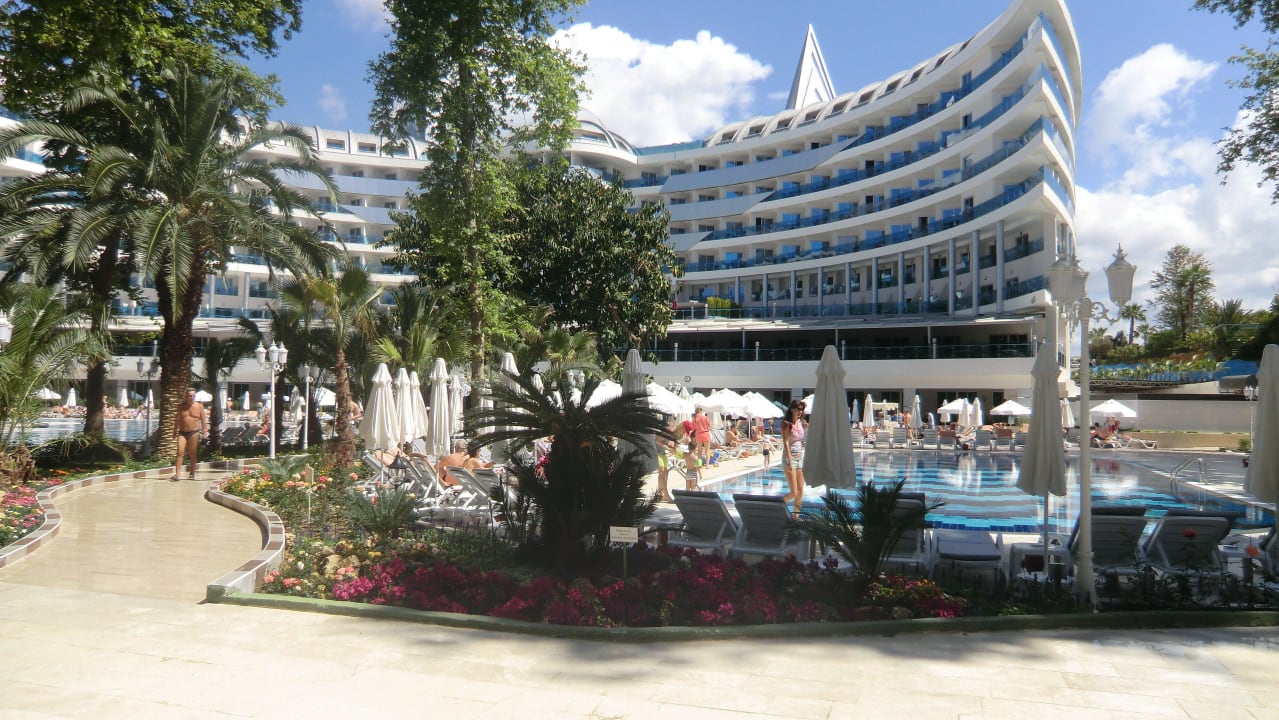 Blick zum Hotel Hotel Botanik Platinum