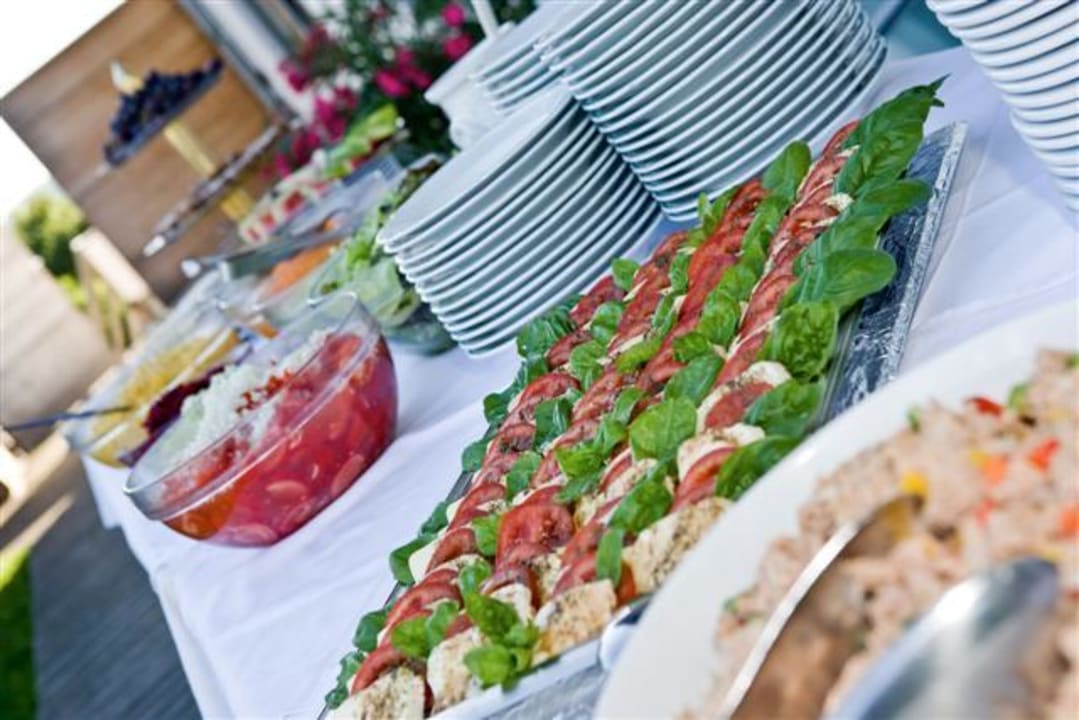 Buffet Hotel Weiss