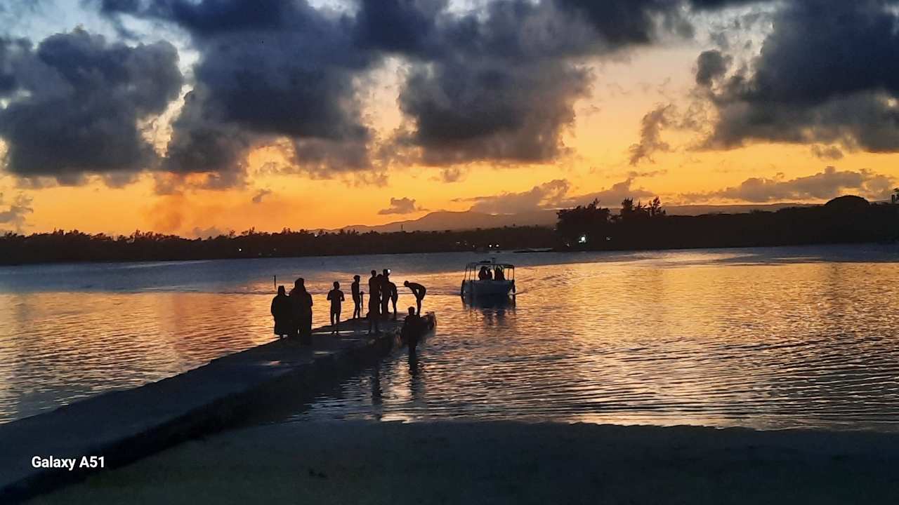 Strand Le Peninsula Bay Beach Resort & Spa