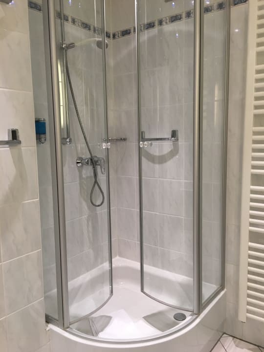 Zimmer Ringhotel Loew's Merkur