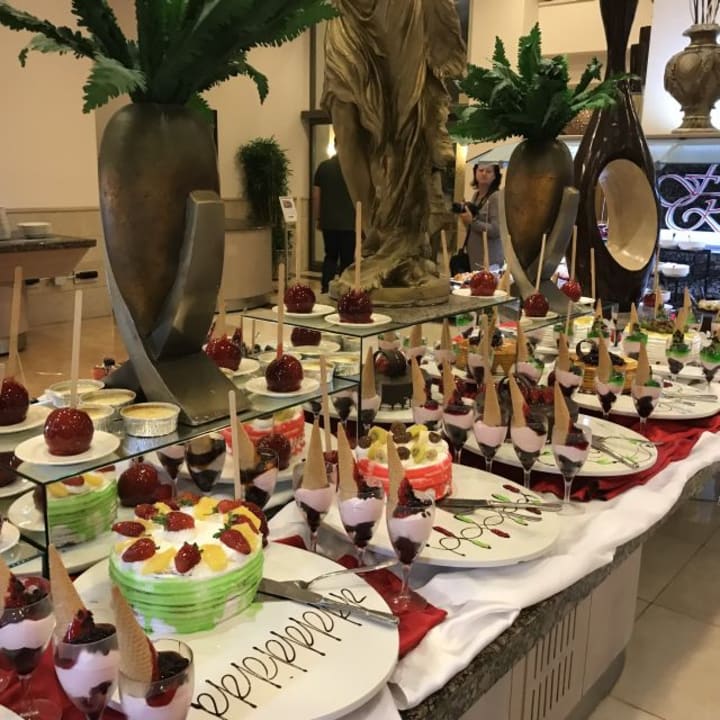 Danach braucht man XXL Sitze im Flieger Fame Residence Lara & Spa