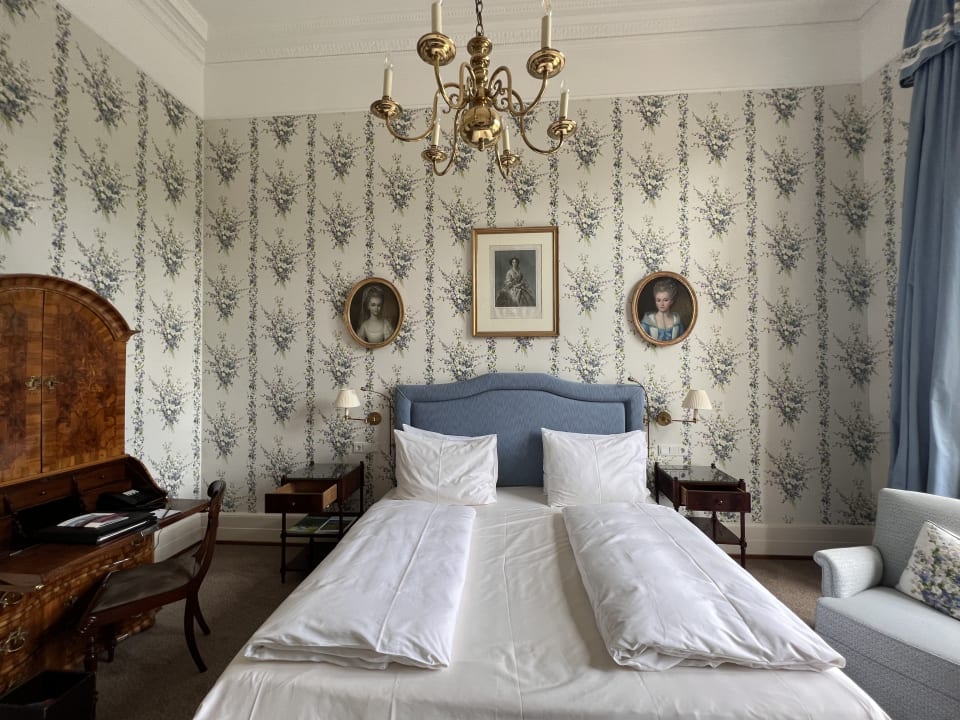 Zimmer Schlosshotel Kronberg