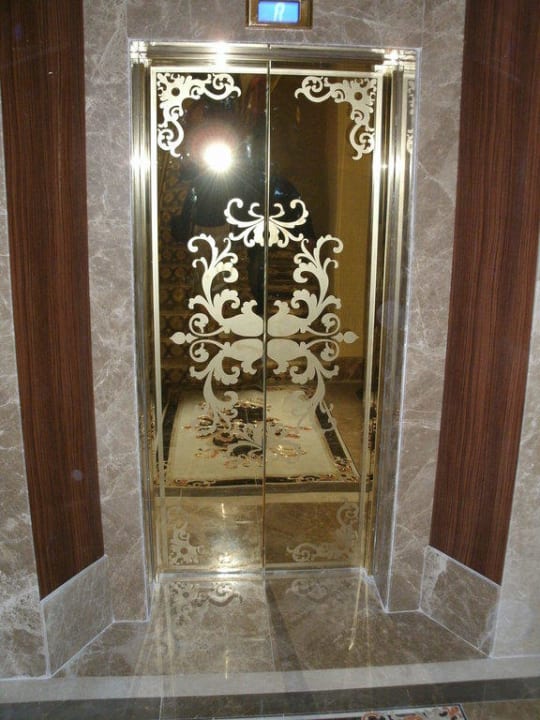 Aufzug Granada Luxury Okurcalar