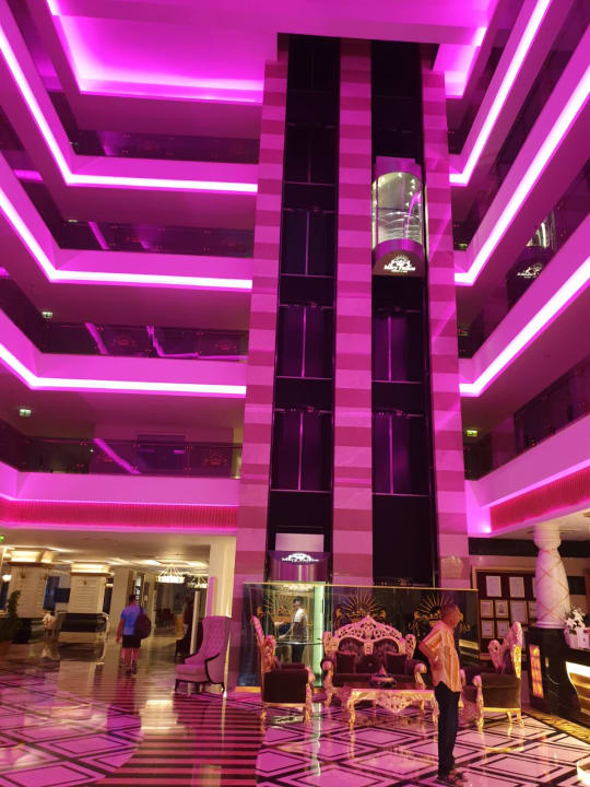 Lobby Mary Hotel Side