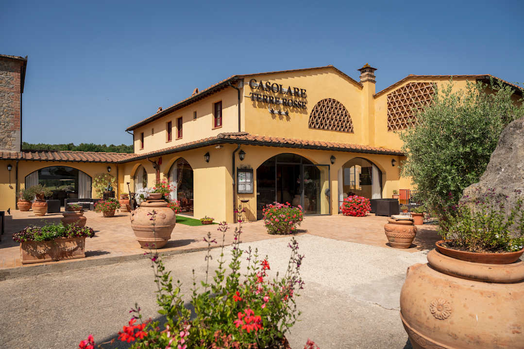 Außenansicht Hotel Casolare le Terre Rosse