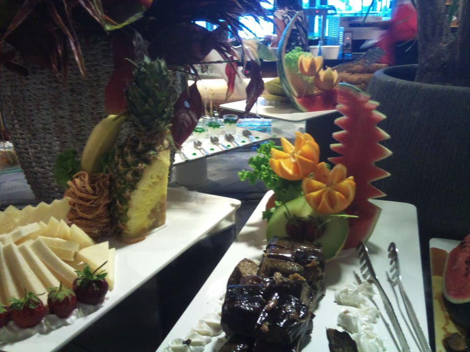 Kwiaty Venosa Beach Resort & Spa