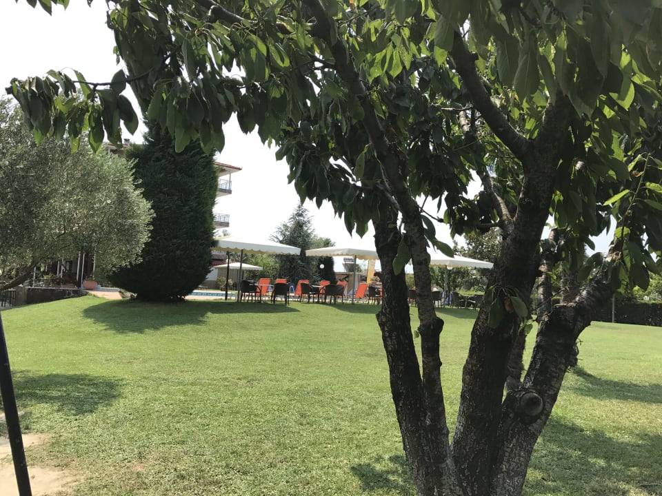 Gartenanlage Denis Hotel & Bungalows