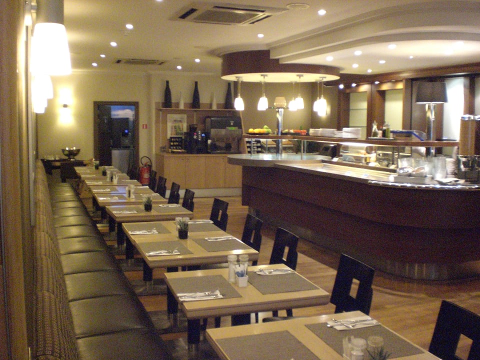 Frühstücksraum Hotel NH Grand Place Arenberg