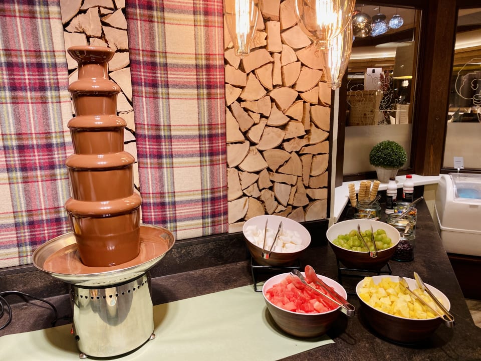 Gastro Mia Alpina . Zillertal Family Retreat