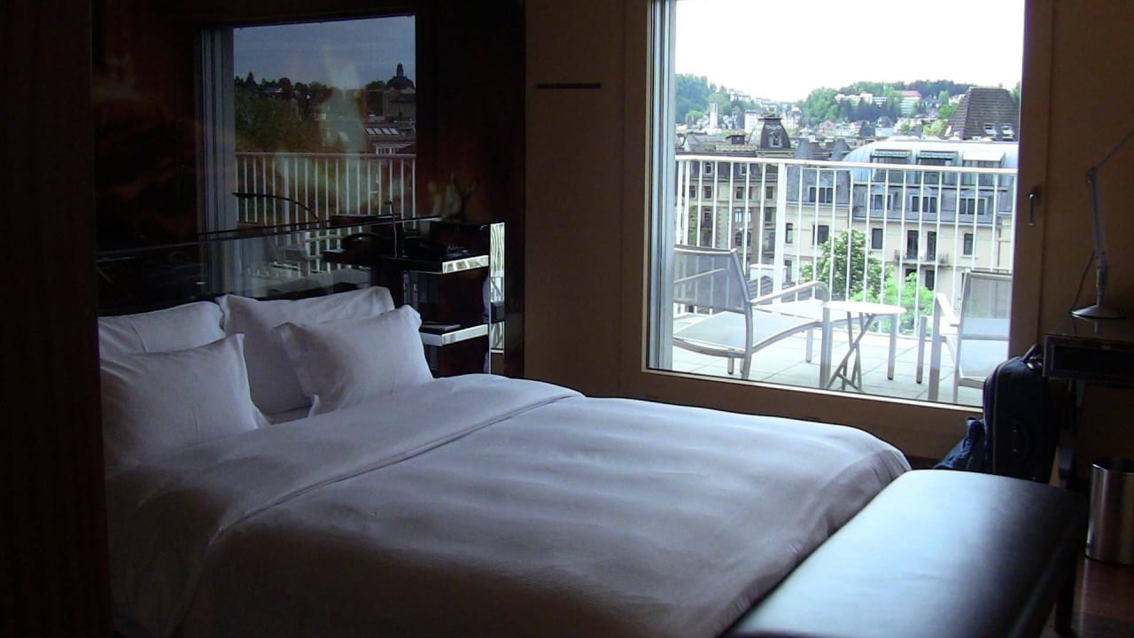 Bett mit Aussicht The Hotel Lucerne, Autograph Collection