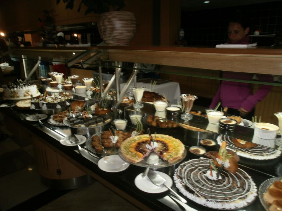 Nachtisch Can Garden Resort