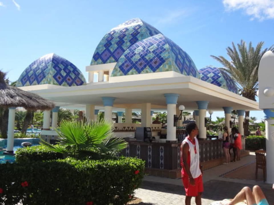 Poolbar Hotel Riu Karamboa