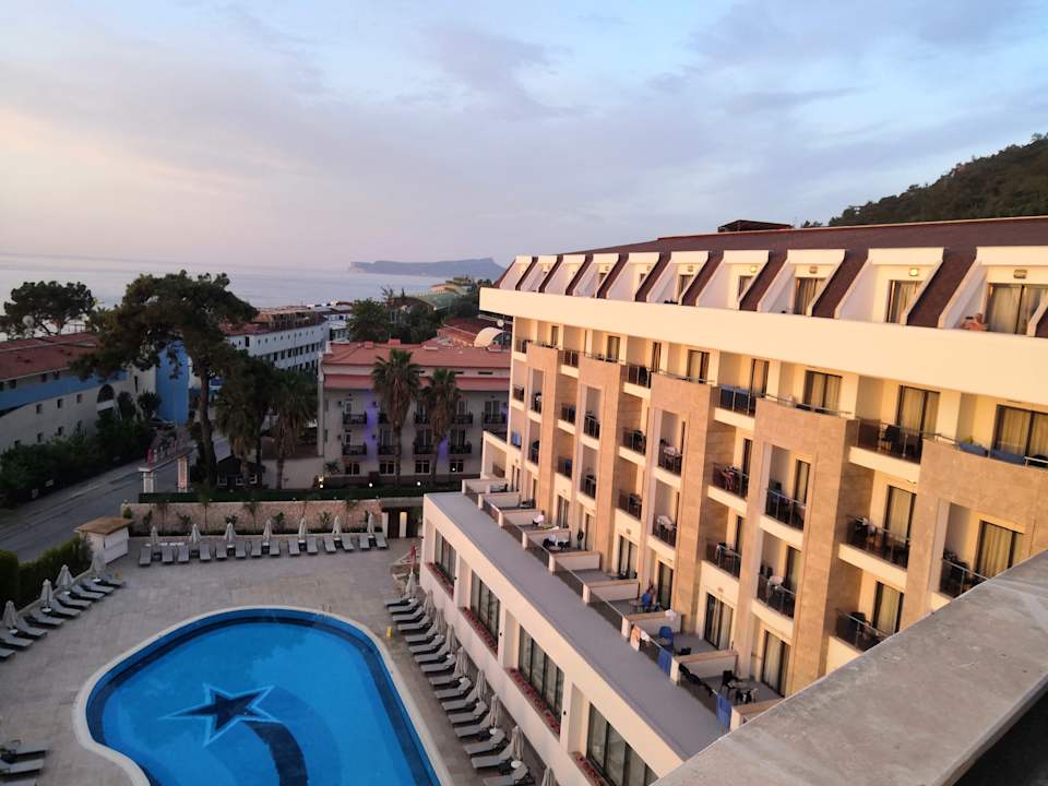Pool Sunland Resort BELDIBI