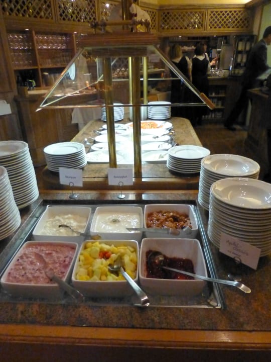 Teil des Büffets zum Frühstück Romantischer Winkel RoLigio® & Wellness Resort