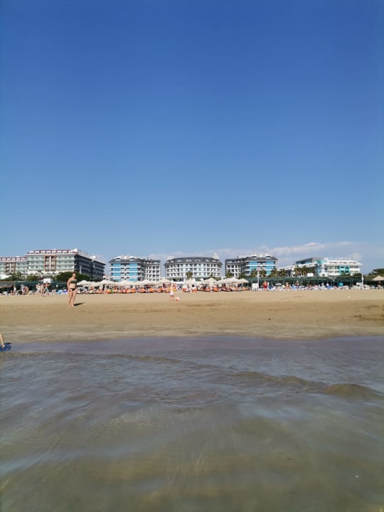 Strand Commodore Elite Suites & Spa - Adults only
