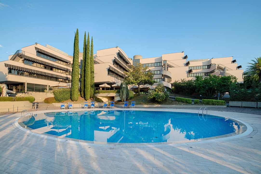 Swimming pool NH Roma Villa Carpegna