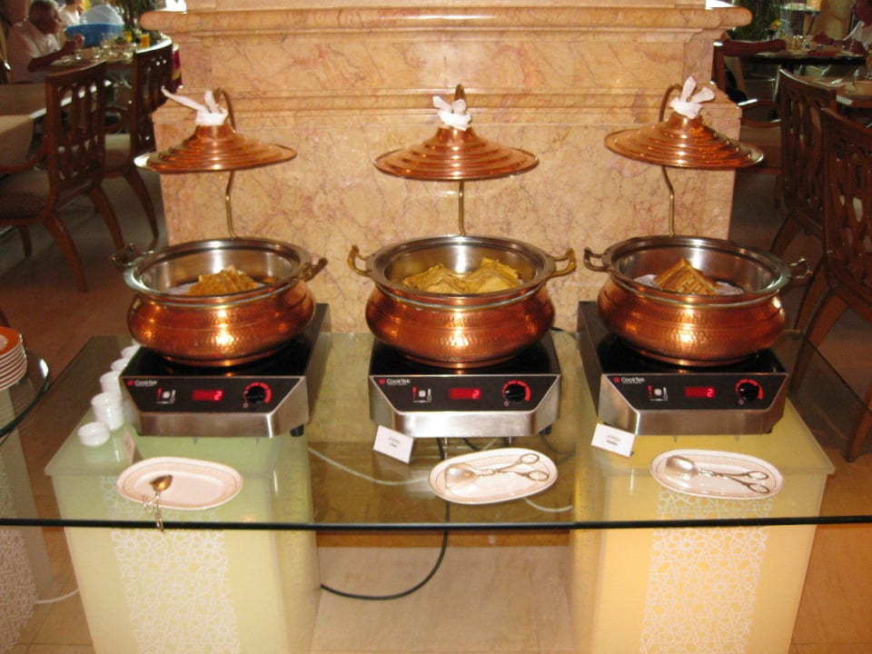 Buffet im Le Vendome Emirates Palace Mandarin Oriental