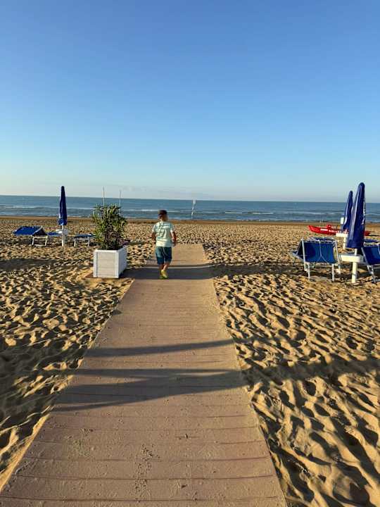 Strand Alba Queen Hotel