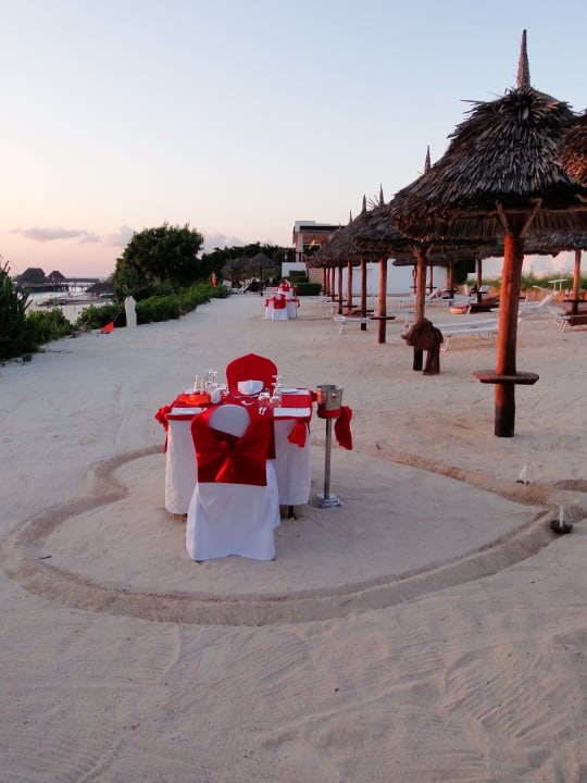 Romantisches Dinner auf Bestellung Hotel Riu Palace Zanzibar