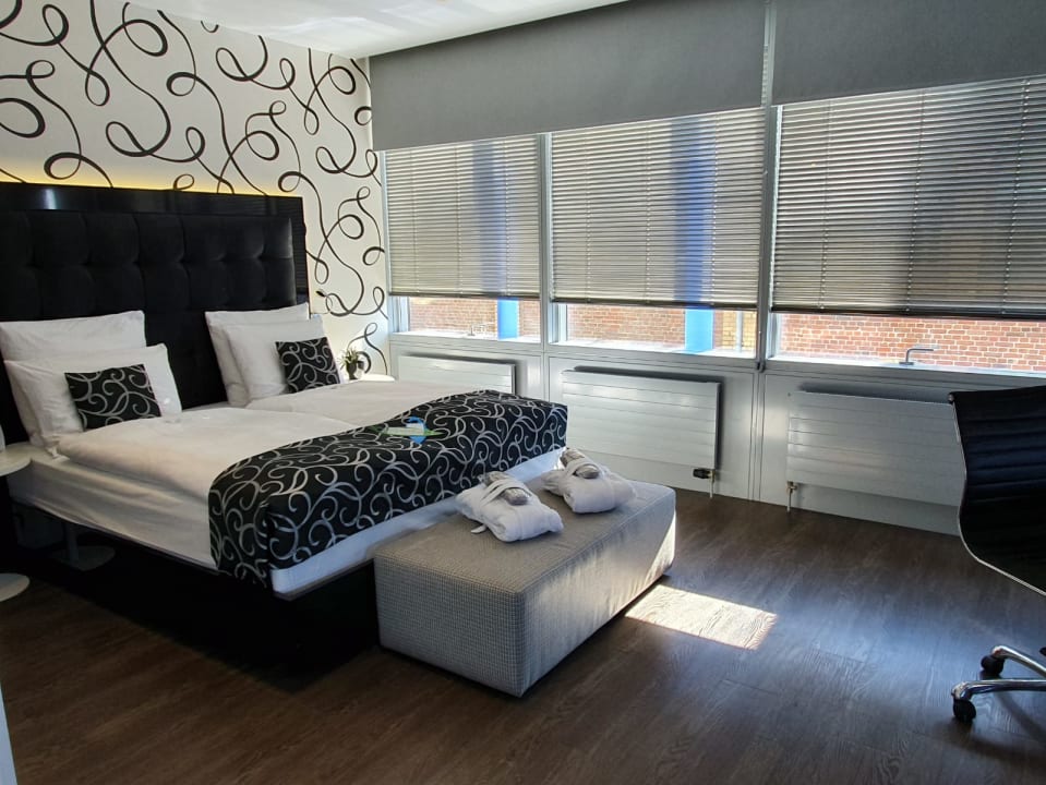 Zimmer INNSiDE by Meliá Düsseldorf Hafen