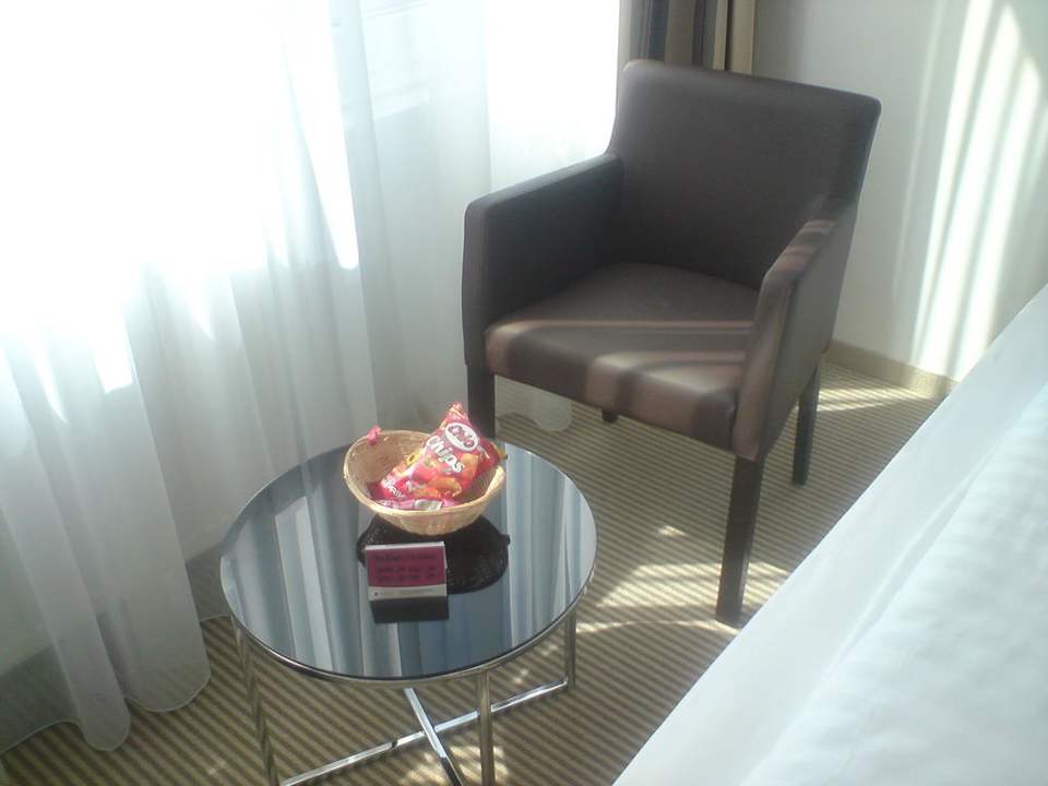 Kleine Sitzgelegenheit acom Hotel München