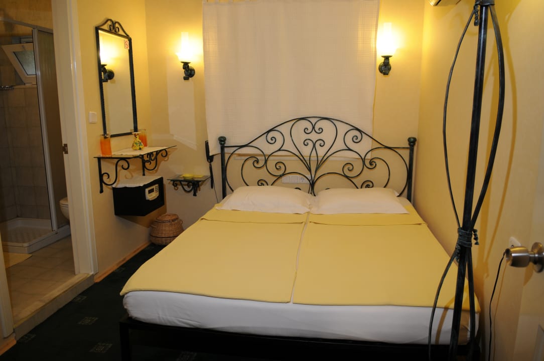 Zimmer A&B Home Hotel