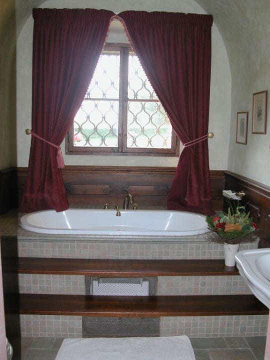 Badezimmer Suite Terezie Hotel Schloss Jemniste