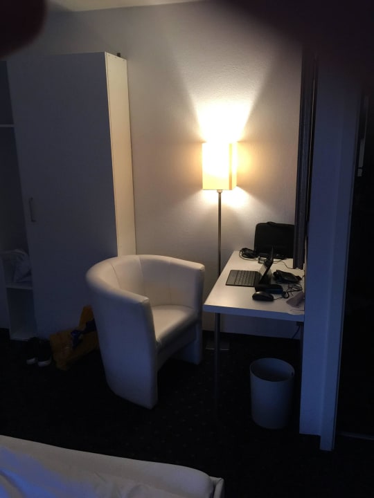 Schreibtisch1 Arthotel Restaurant Pfeffermühle