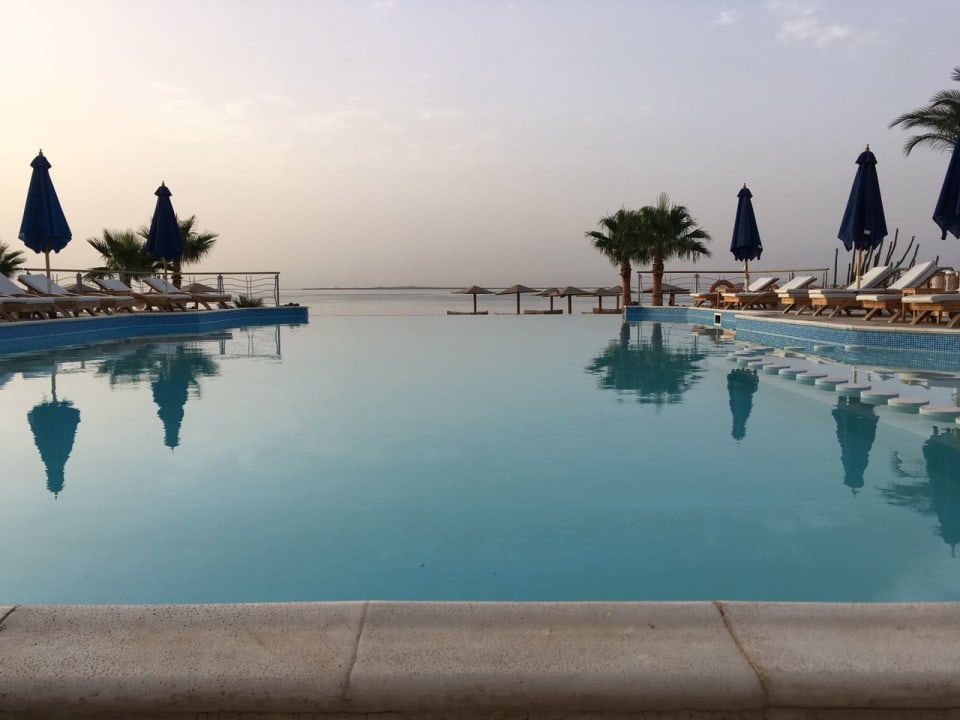 Pool Imperial Shams Abu Soma