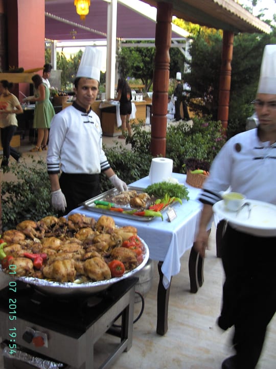 Das 8. Geburtstagsfest von Siam Elegance Hotels Siam Elegance Hotels & Spa