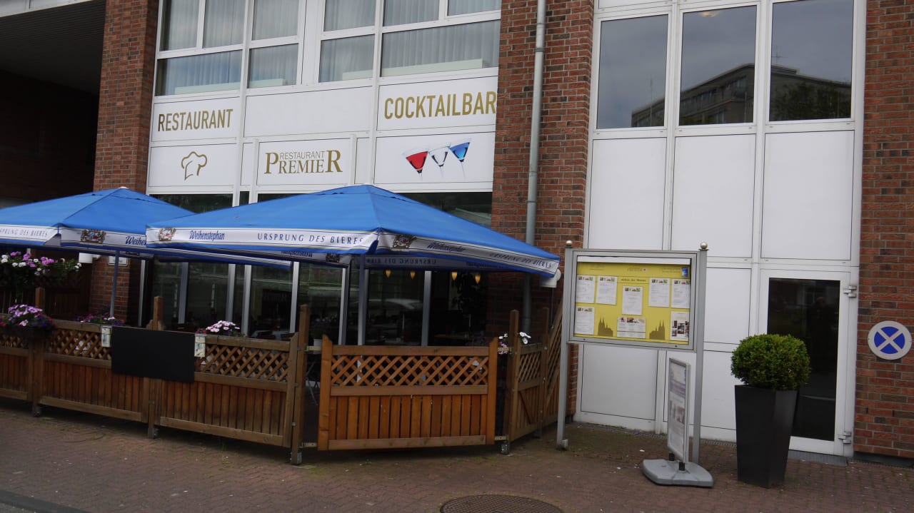 Sitzgelegenheit Außen PLAZA Premium Köln