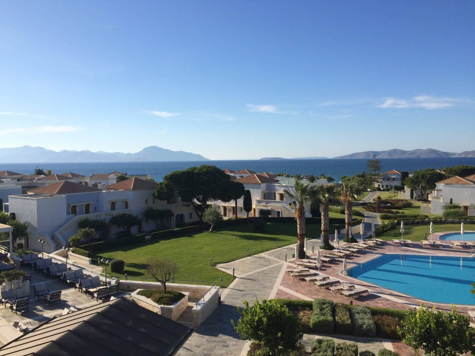 Aus Hotelzimmer Neptune Luxury Resort