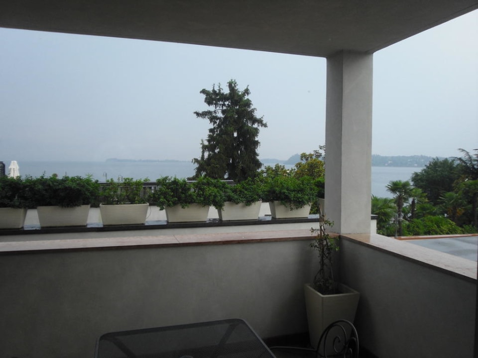 Balkon mit Ausblick Hotel Savoy Palace