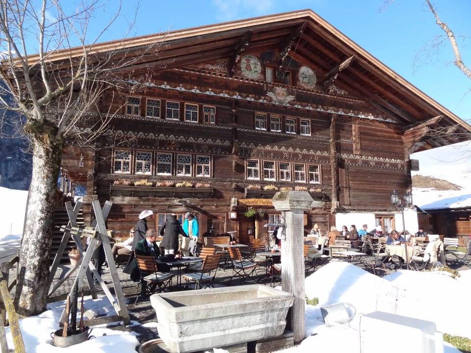 Ruedihaus im Winter Belle Epoque Woche Waldhotel Doldenhorn & Landgasthof Ruedihus