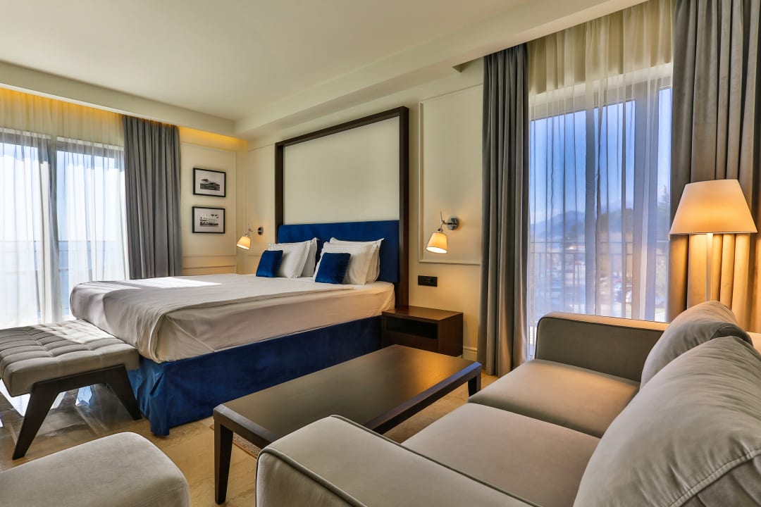 Zimmer Hotel California by Aycon