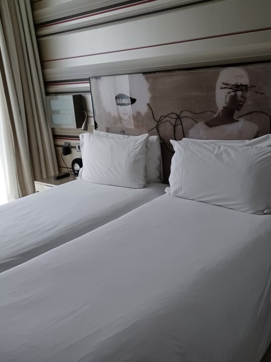 Zimmer Hotel H10 London Waterloo