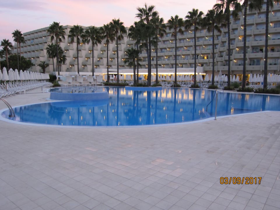 Außenansicht Hipotels Mediterraneo