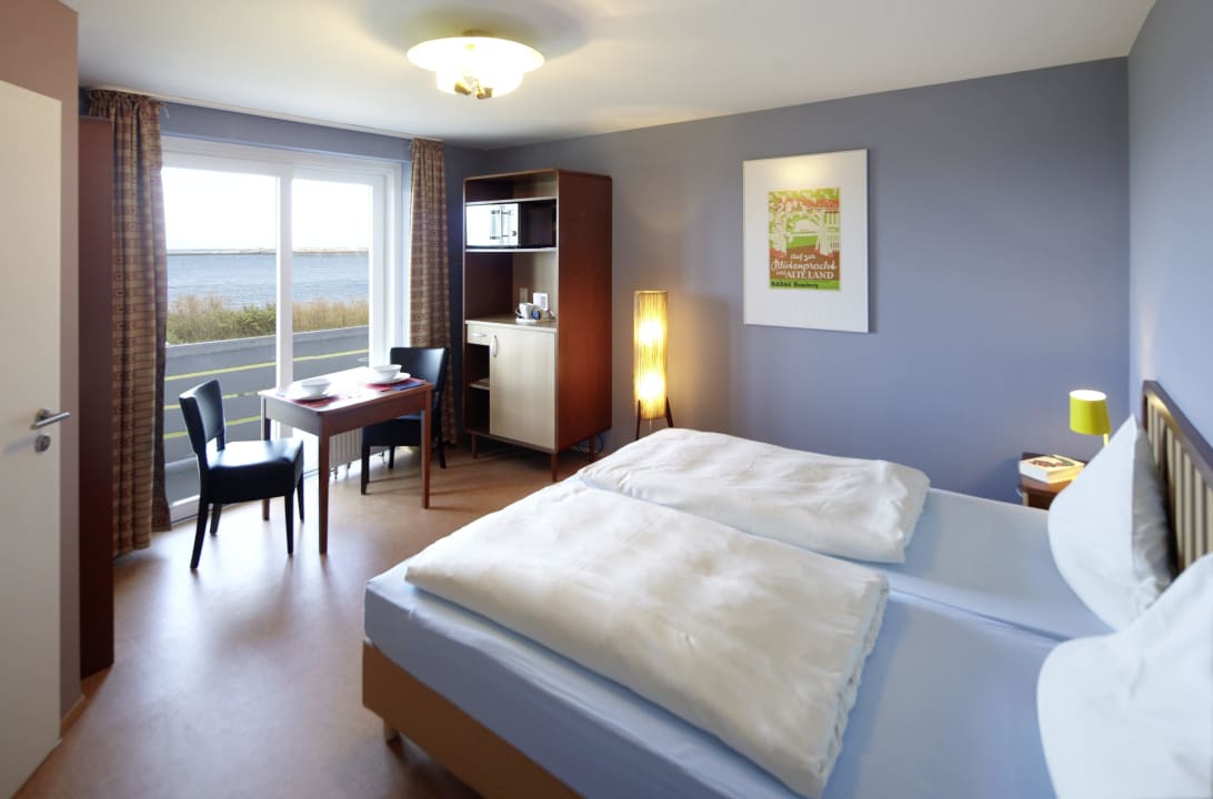 Doppelzimmer zur Seeseite Hotel Helgoländer Klassik