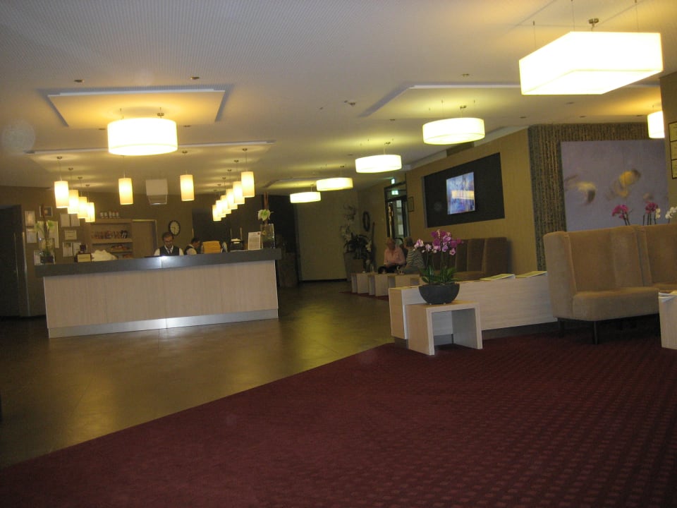 Lobby Parkhotel Cup Vitalis