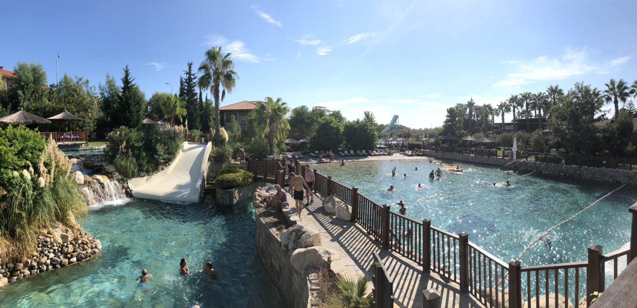 Pool Club Grand Side