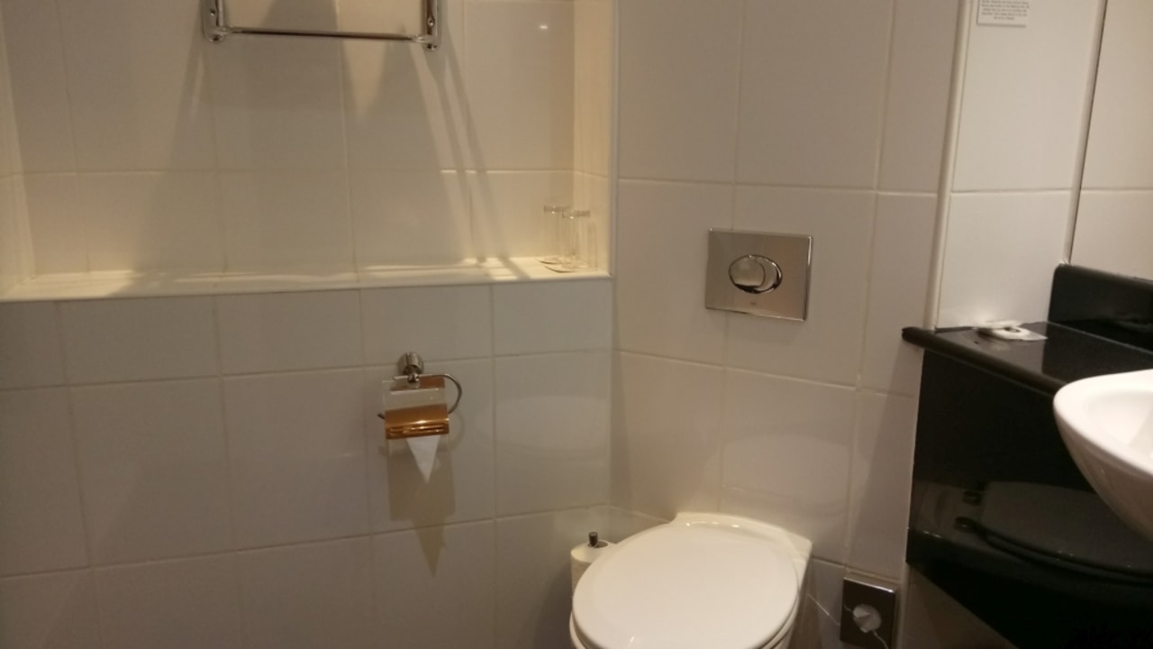 Zimmer Ramada Hounslow - Heathrow East