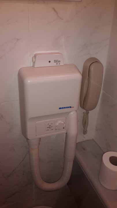 Unbrauchbar Vantaris Luxury Beach Resort