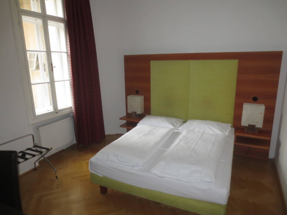 Standard-Zimmer Hotel Papageno