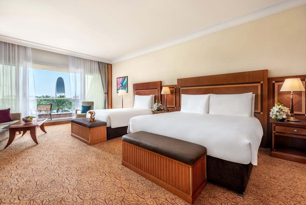 Zimmer Al Raha Beach Resort & Spa